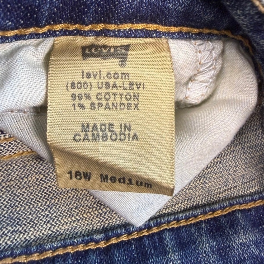 Levi's 590 Bootcut Jeans Women's 18W Blue Medium Wash Stretch Denim Western - Picture 8 of 13